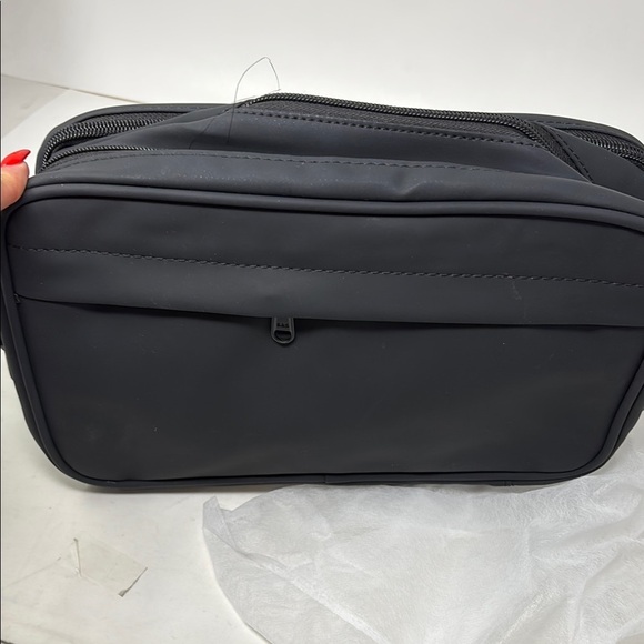 Black Travel Bag for men - Picture 1 of 7